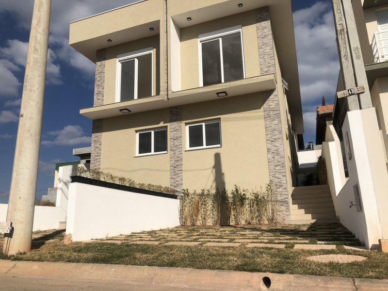 Casas à venda - Imobiliária Terra Granja Viana