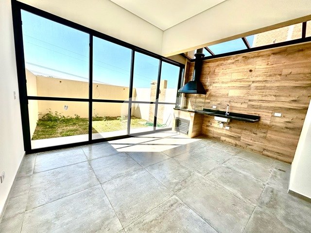 Casa em Condomínio - Venda - Sítio Boa Vista - Cotia - SP
